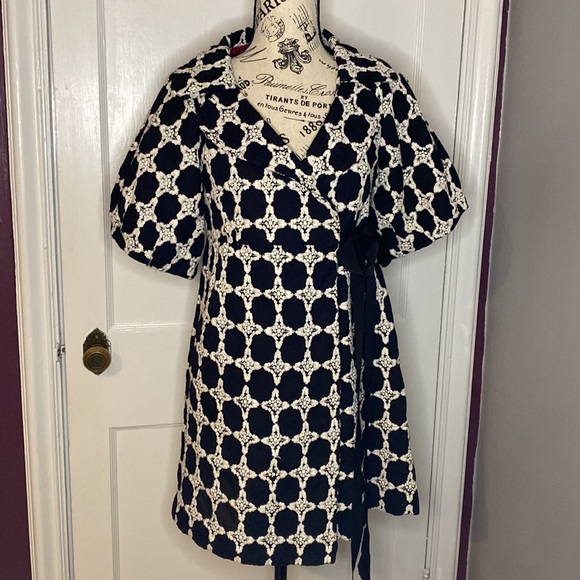 ivy jane Jackets & Blazers - Ivy Jane Embroidered Wrap Mini Dress Jacket Lined Ballon Sleeves Size Small